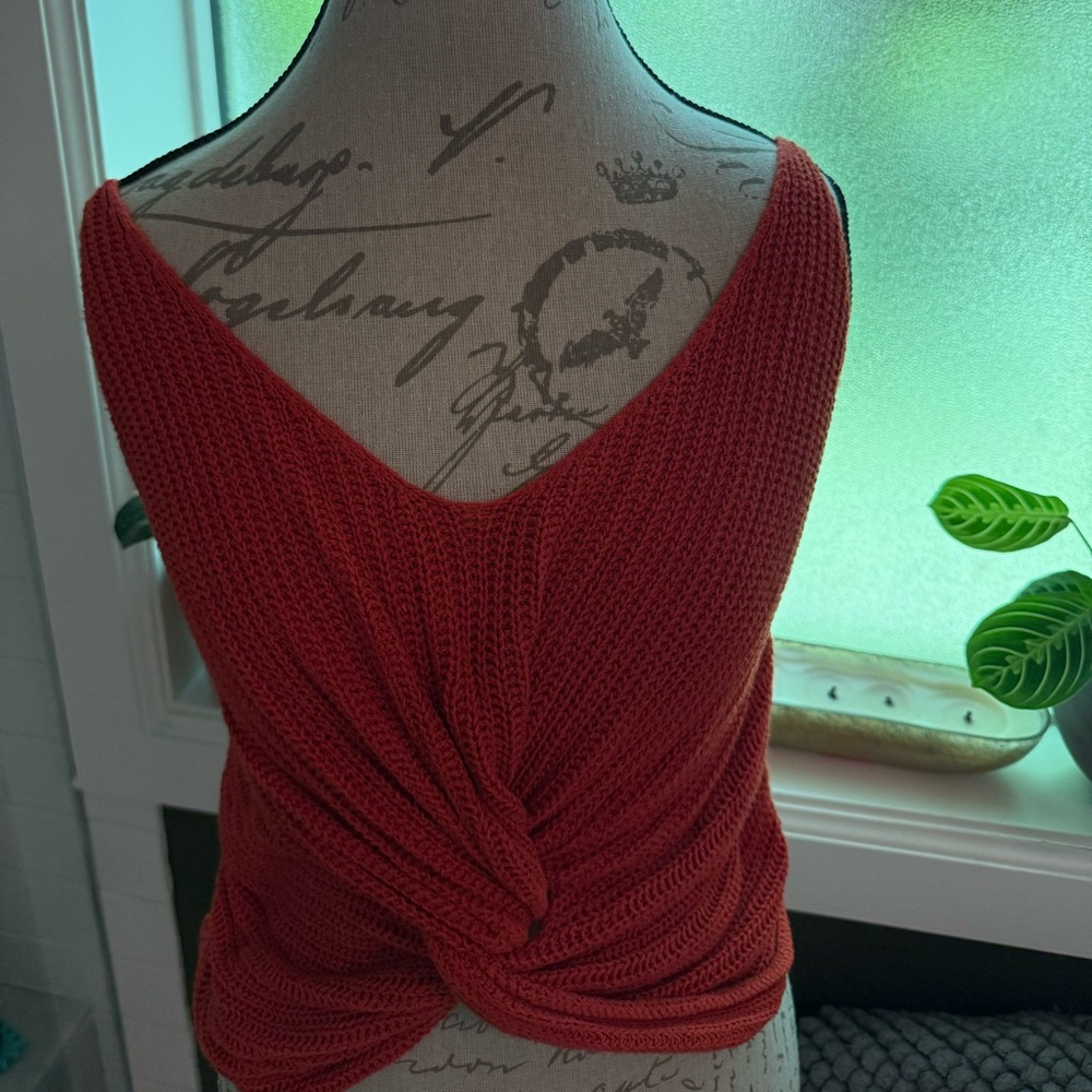 SHEIN Red Knit Twist-Front Tank Top